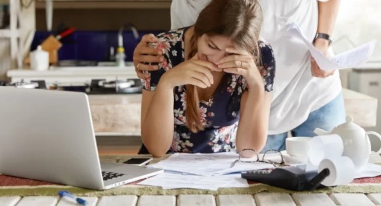Economía: Más del 92% de los hogares argentinos tiene deudas y crece la morosidad